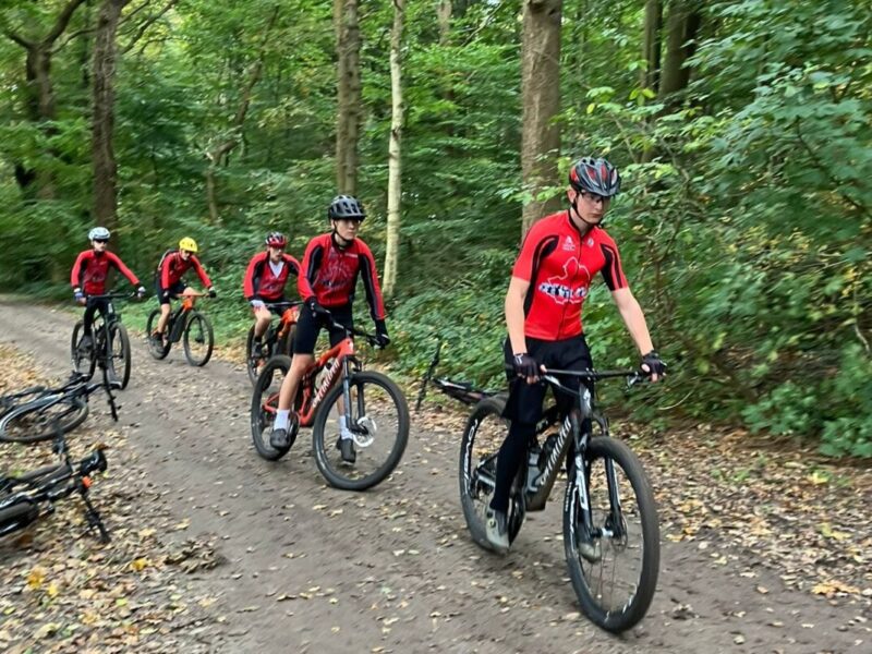 300 deelnemers voor jubileumeditie Parel van Drenthe toertocht 300 deelnemers voor jubileumeditie Parel van Drenthe toertocht