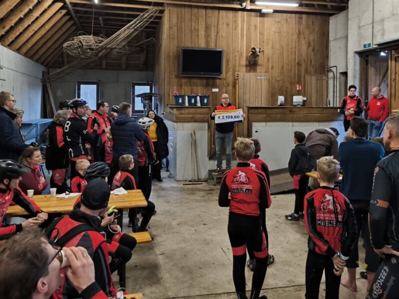 Sportief en smullend het jaar uit met traditionele Oliebollentraining
